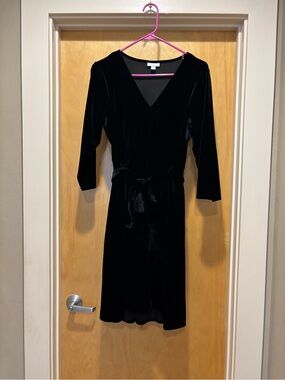 J. Jill Black Velvet Faux Wrap Dress with Tassel Belt – Size MP
